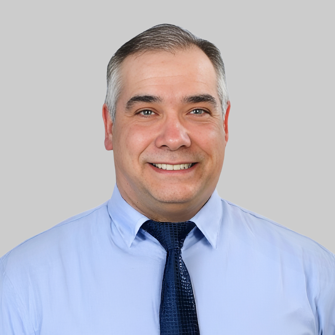 Headshot of Derek Nelson